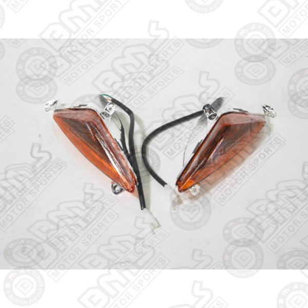 left and right front turn signal