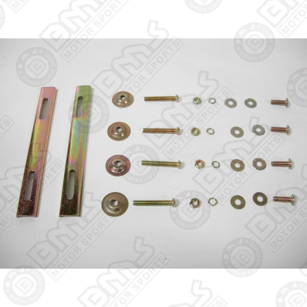 Trunk holder, Hardware