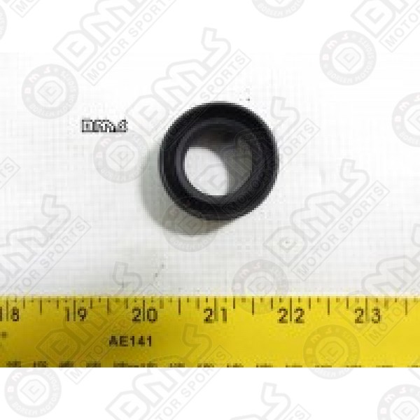 Camshaft oil seal before the assembly