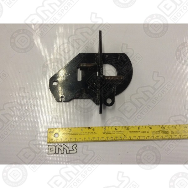 BRAKING PEDAL HOLDER