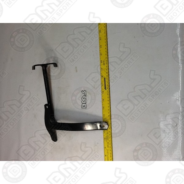 rear mudguard bracket