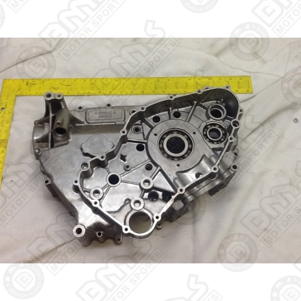right  CRANKCASE