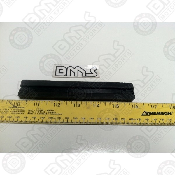 WINDSHIELD RUBBER