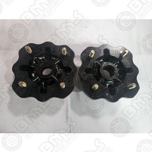 WHEEL HUB WITH STUD 1 PAIR
