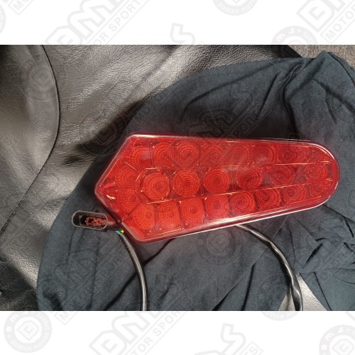 driver side/taillight